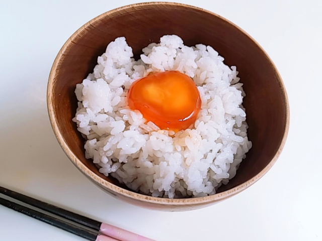 卵黄の醤油漬けご飯